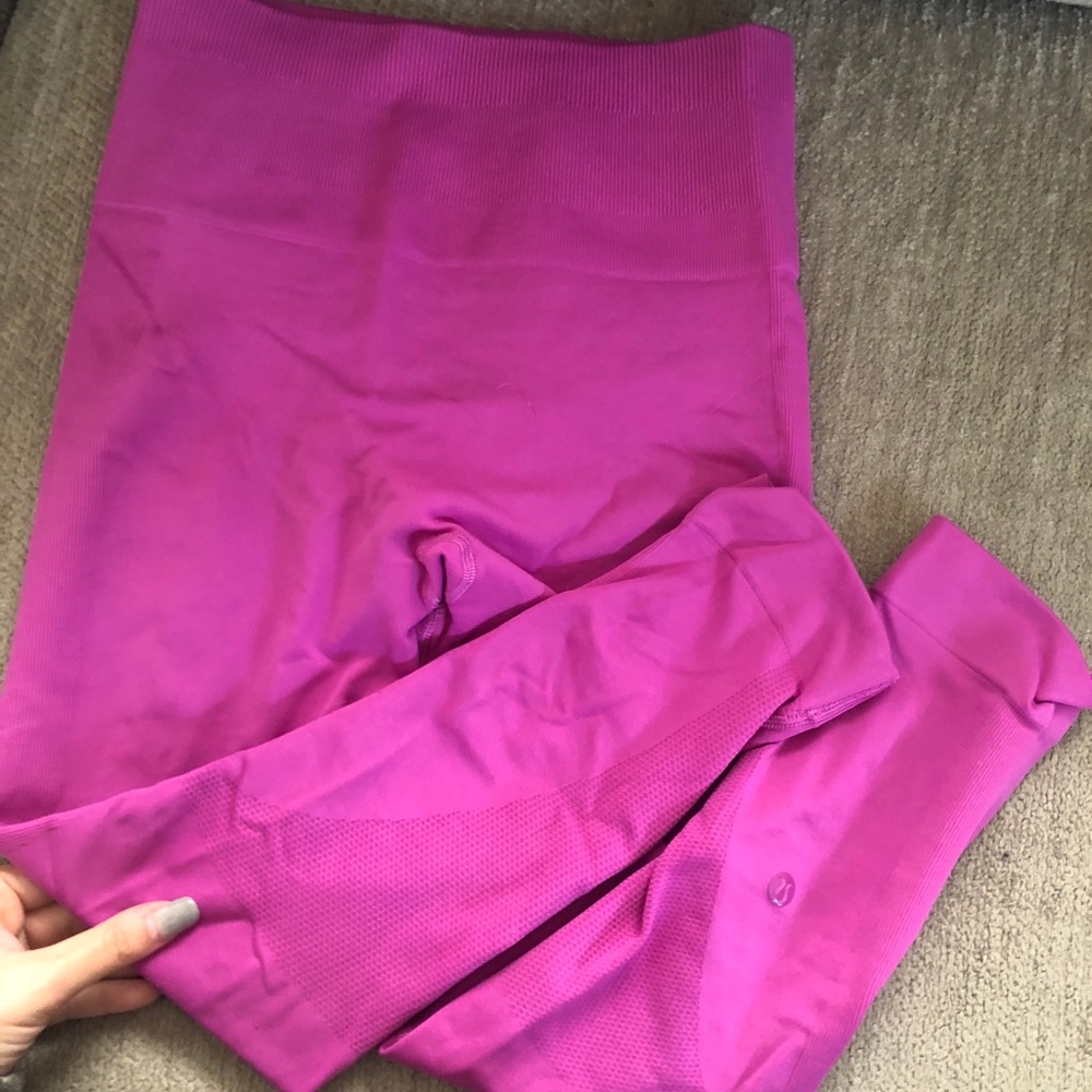 Lululemon crop leggings size 6